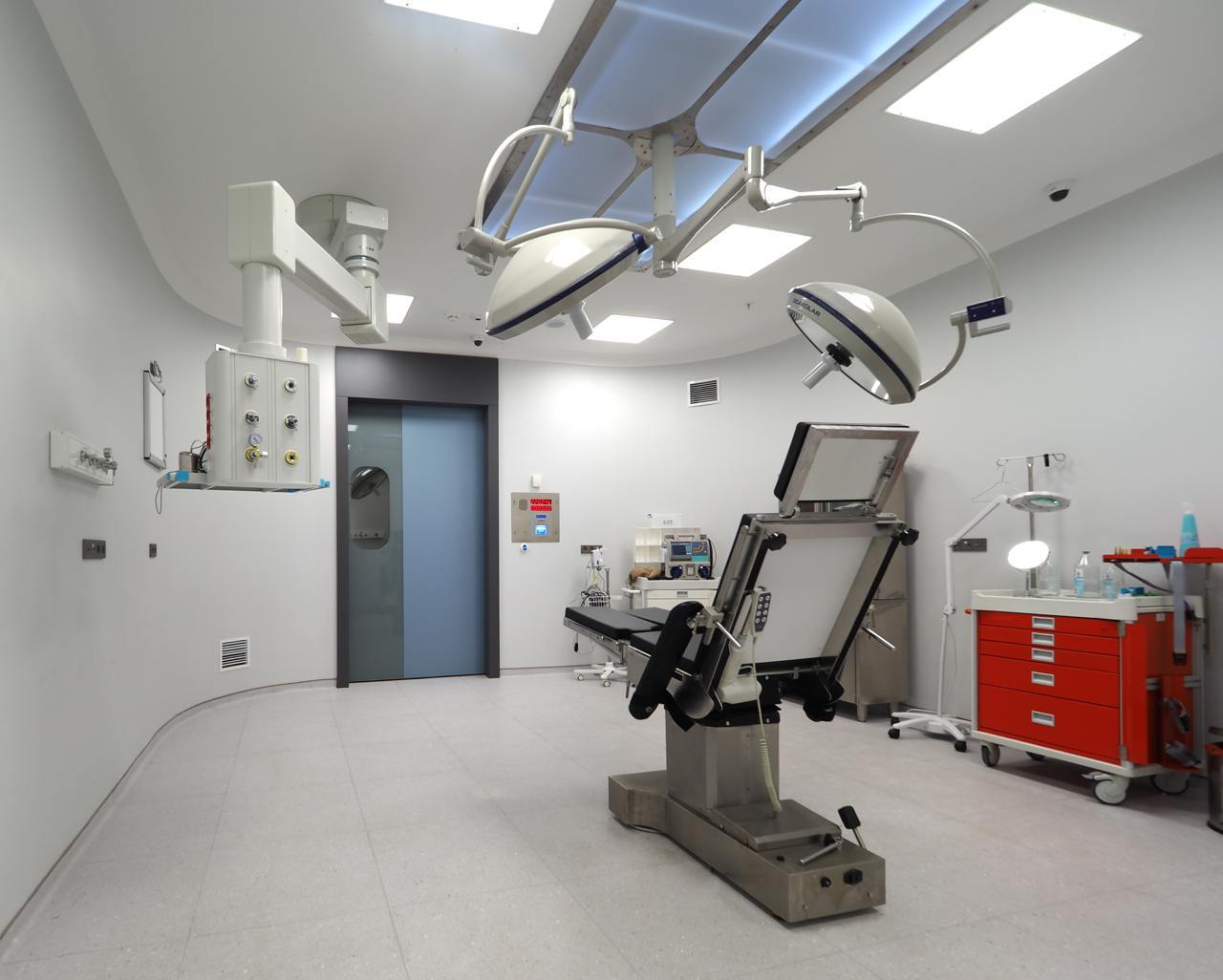 este-surgery-hair-transplant-clinic