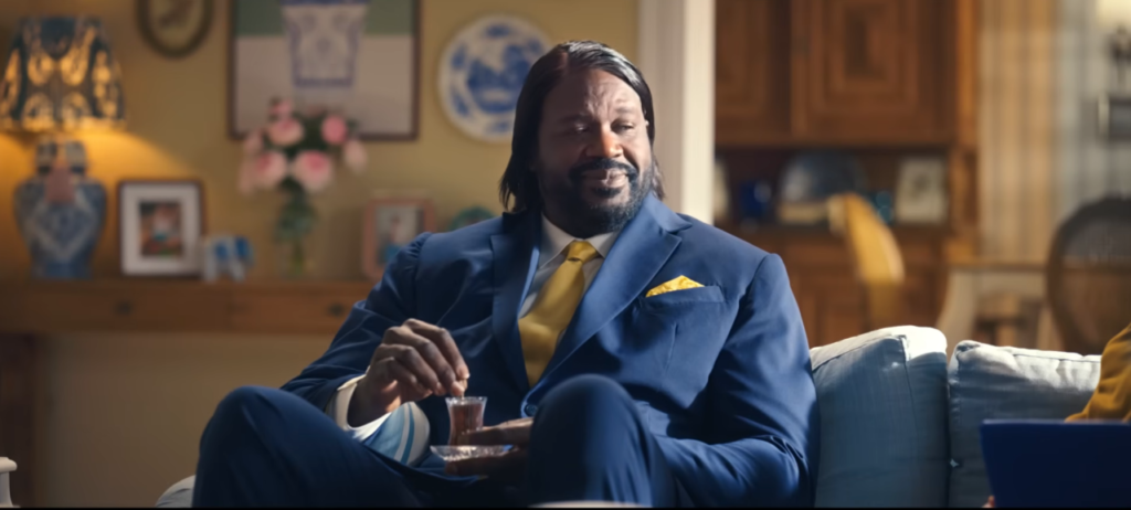 image 5 Shaquille O’Neal drinking Turkish tea after hair transplant